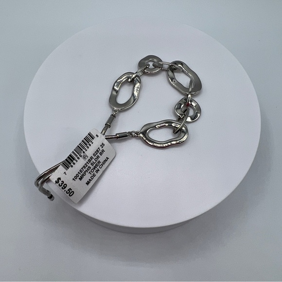 Alfani Sculptural Link Slider Bracelet in Silver-Tone NWT MSRP $40 - Picture 2 of 5